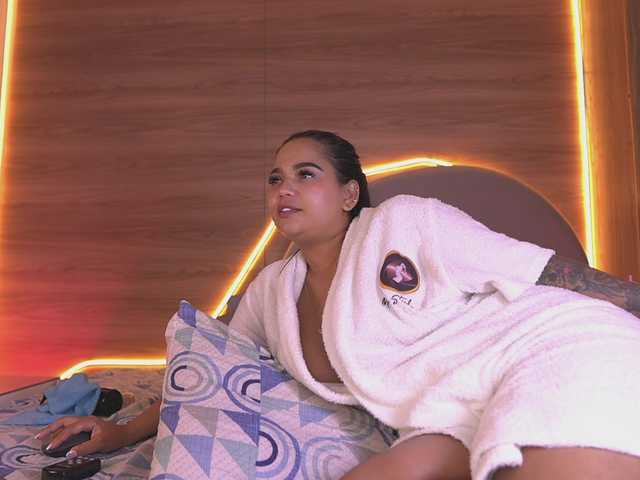 ale-evanz's BongaCams show and profile