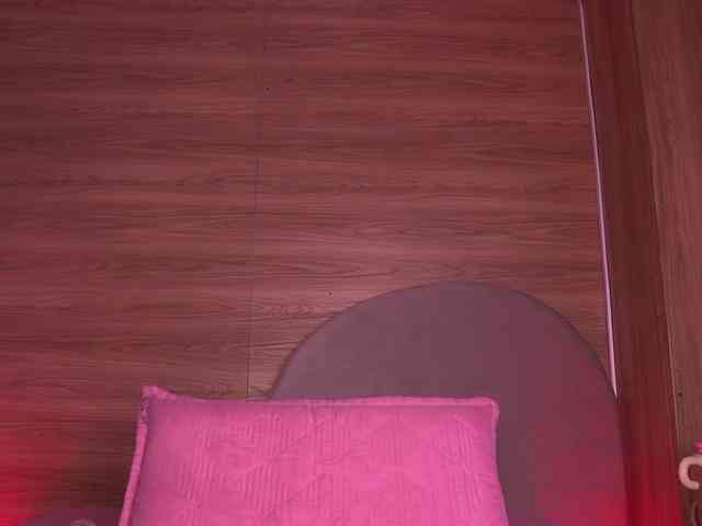 ale-evanz Sex Cam Show