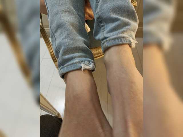 UNIQLESS