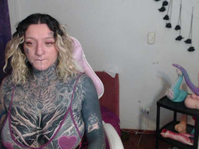 sloppytitss live cam