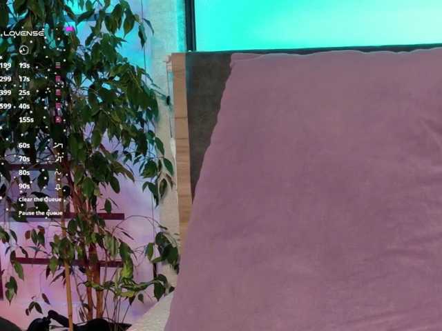 __Emmi__ live cam preview