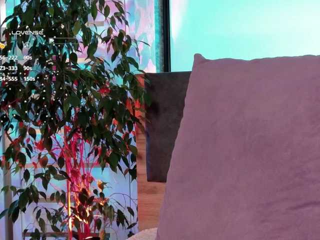 __Emmi__