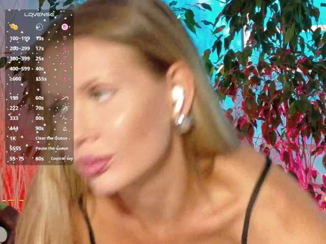 __Emmi__