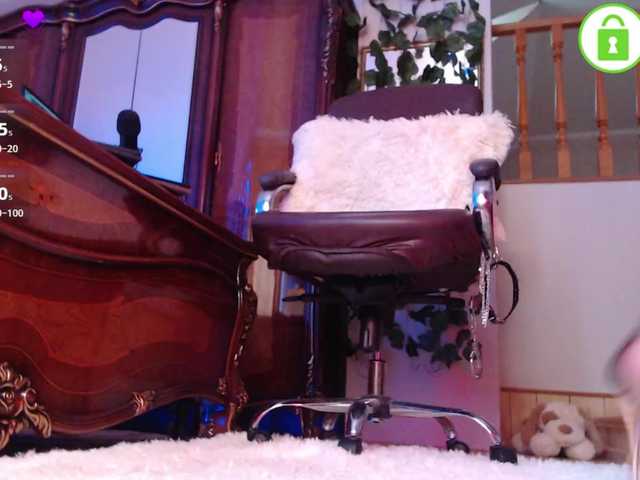 Keily live webcam show