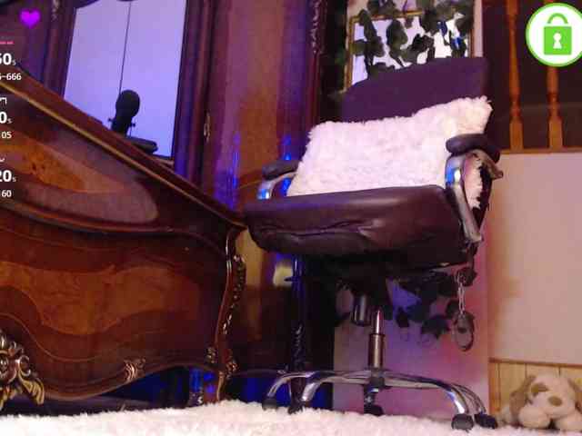 MisTrEss_ElLa webcam