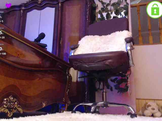 MisTrEss_ElLa webcam