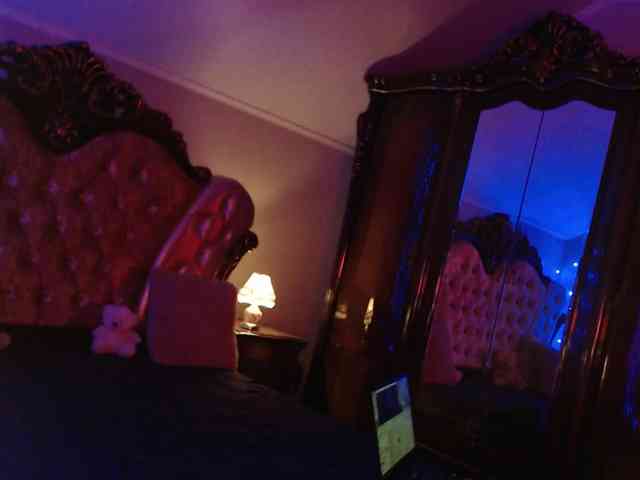 MisTrEss_ElLa webcam