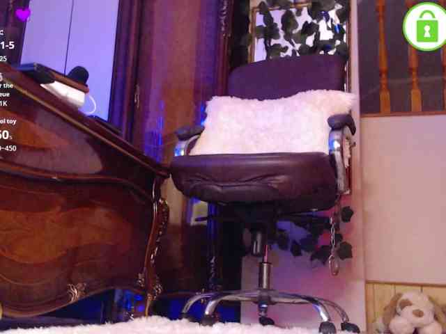 MisTrEss_ElLa webcam