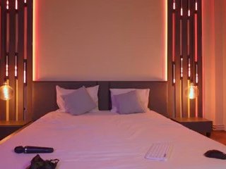 ShySara Porn Show