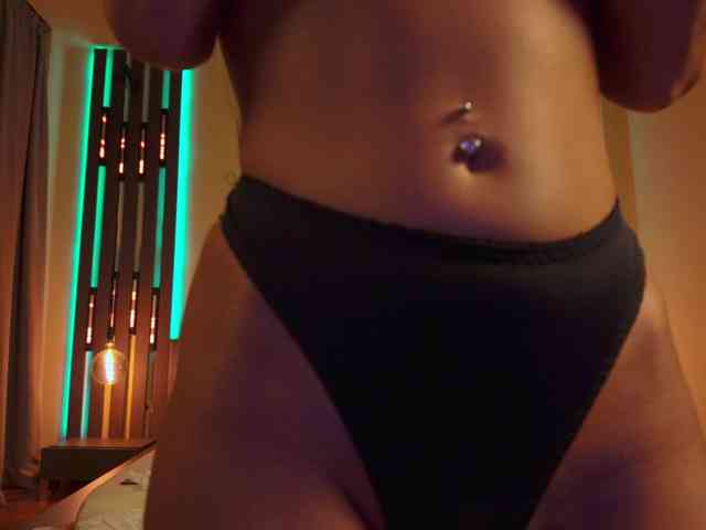 ShySara webcam