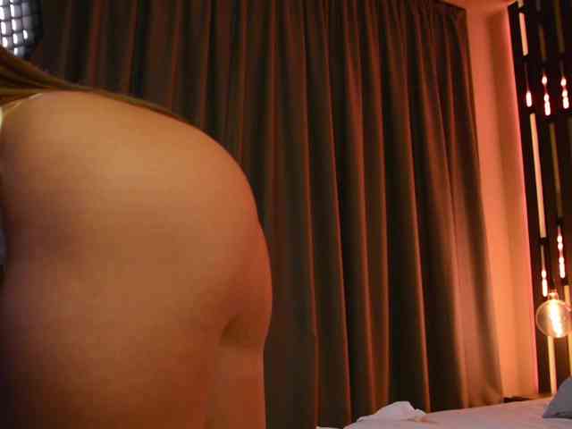ShySara webcam