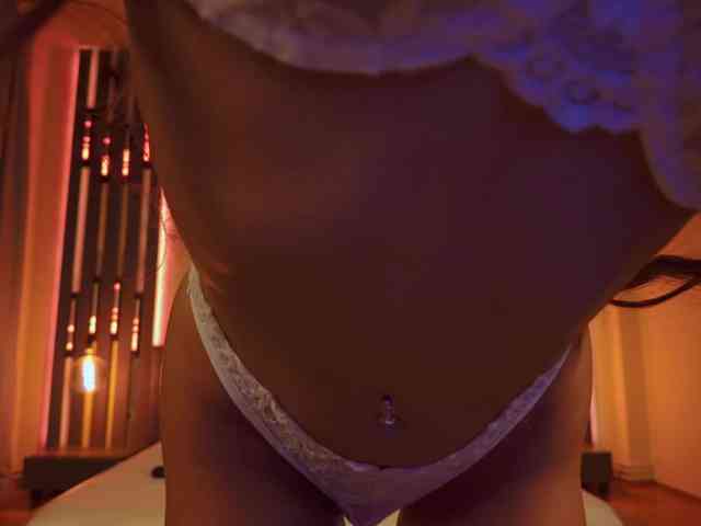 ShySara webcam