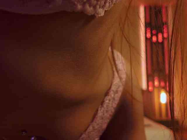 ShySara webcam