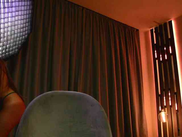 ShySara webcam