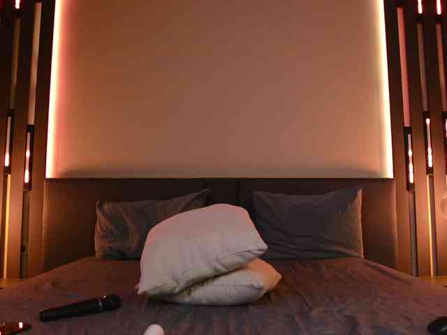 ShySara webcam