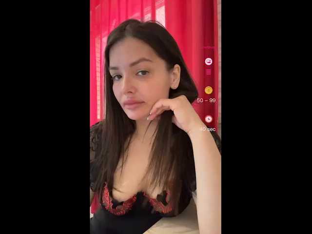 Profile and Statistics for KikiMilf84 on BongaCams