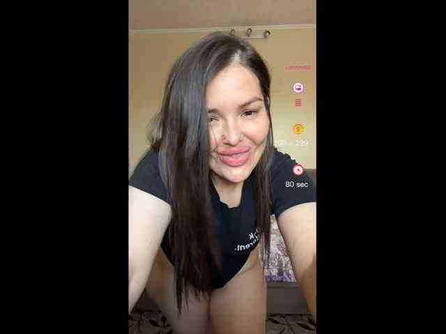 KsyushaMilf84 webcam