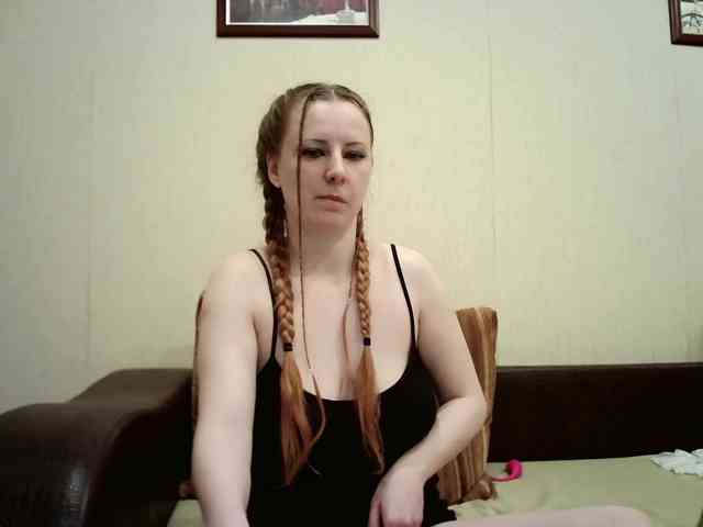 BellaSins webcam