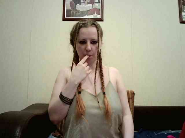 BellaSins webcam