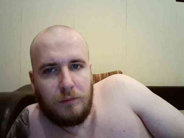 BellaSins webcam