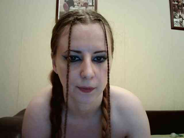 BellaSins webcam
