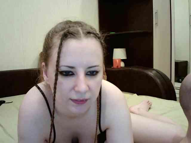 BellaSins webcam