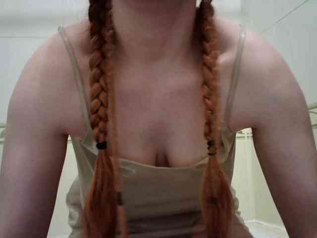 BellaSins webcam