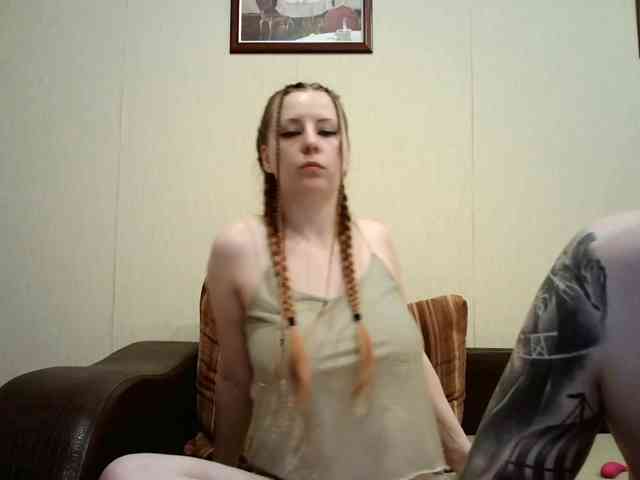 BellaSins webcam