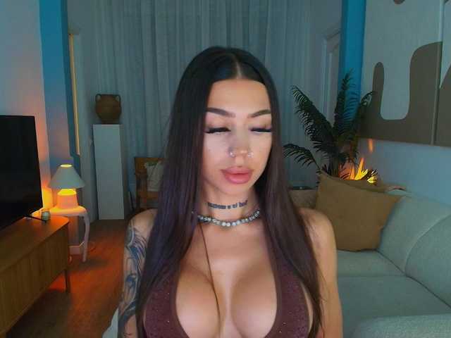 Fancy-t33n live cam on BongaCams