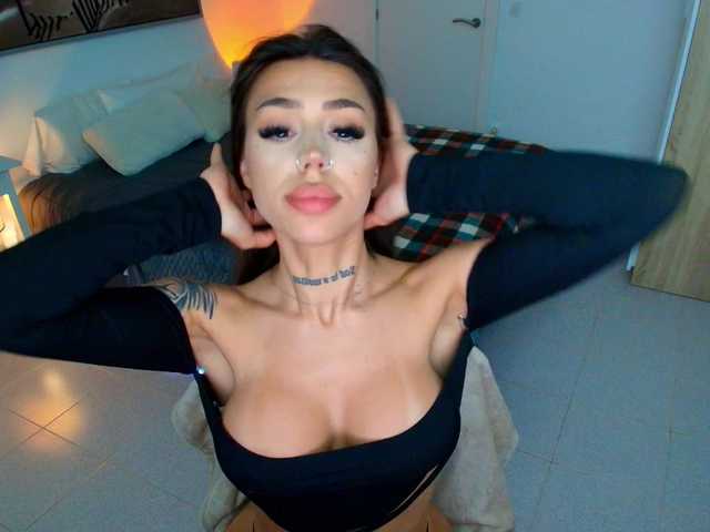 Sex chat gratuit in direct cu Fancy-t33n pe BongaCams