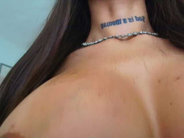 Sex chat gratuit in direct cu Fancy-t33n pe BongaCams
