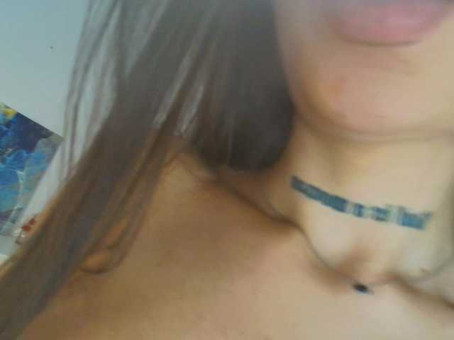 Fancy-t33n live cam on BongaCams