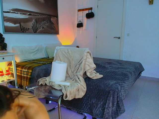 Sex chat gratuit in direct cu Fancy-t33n pe BongaCams
