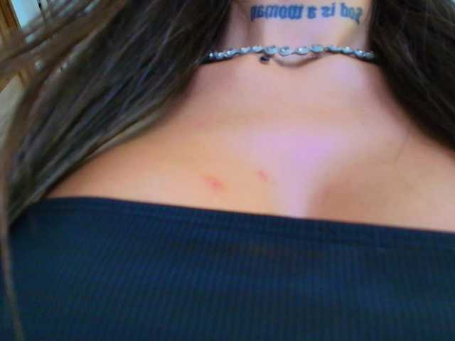 Sex chat gratuit in direct cu Fancy-t33n pe BongaCams