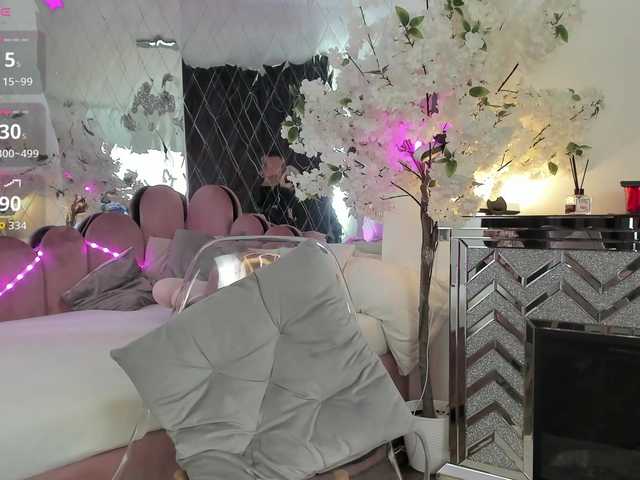 Sex chat gratuit in direct cu adonawet pe BongaCams