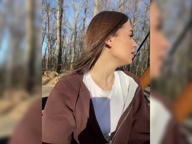 Poli999's BongaCams show and profile