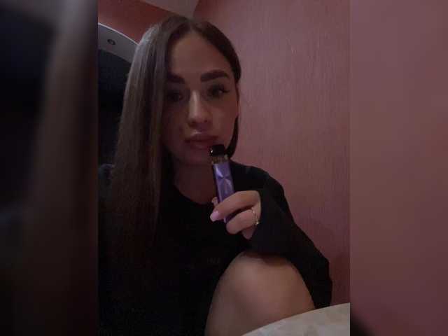Poli999 live cam on BongaCams