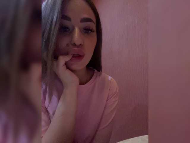 Poli999 live cam on BongaCams