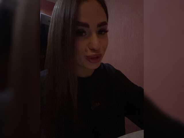 Poli999 live cam on BongaCams