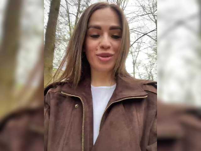 Poli999's BongaCams show and profile