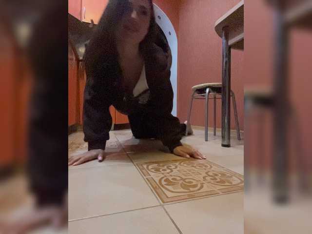 Poli999 live cam on BongaCams