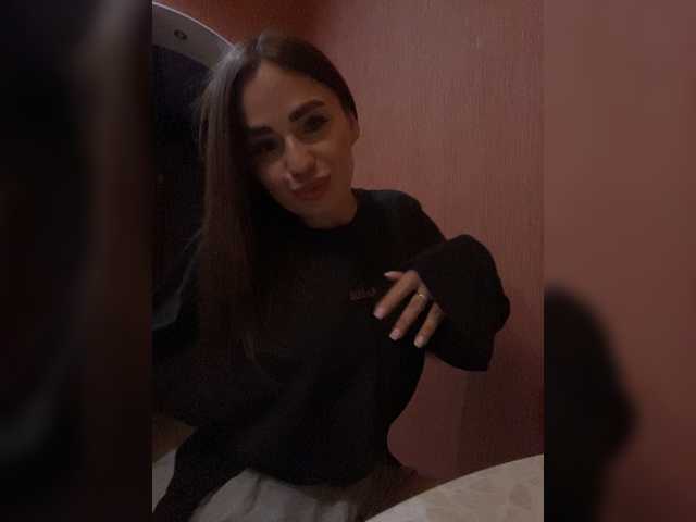Poli999 live cam on BongaCams