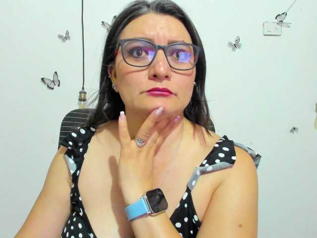 Amie-Adams82