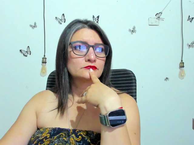 Amie-Adams82