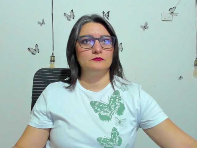 Amie-Adams82
