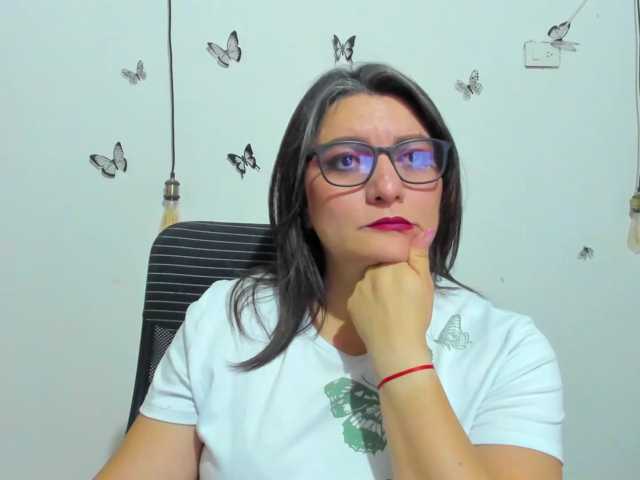 Amie-Adams82