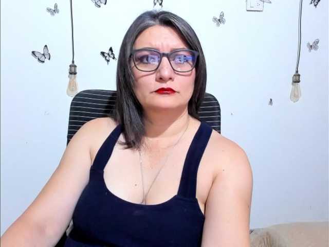Amie-Adams82