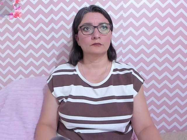 Amie-Adams82