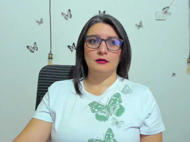 Amie-Adams82