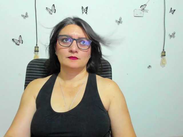 Amie-Adams82
